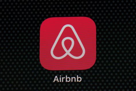 Alleged Airbnb fraudster based in L.A. indicted on federal charges